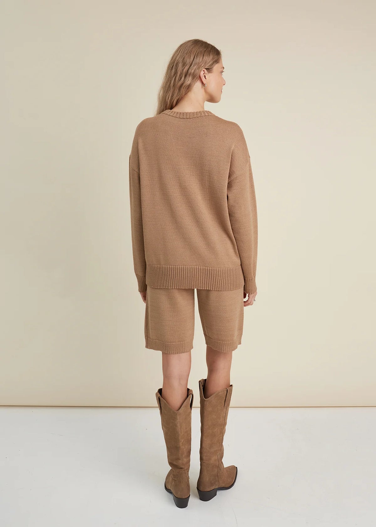 Monala crew neck sweater in merino wool, side view