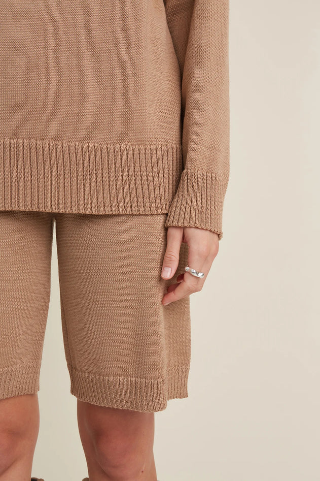 Monala merino crew neck sweater, detail view