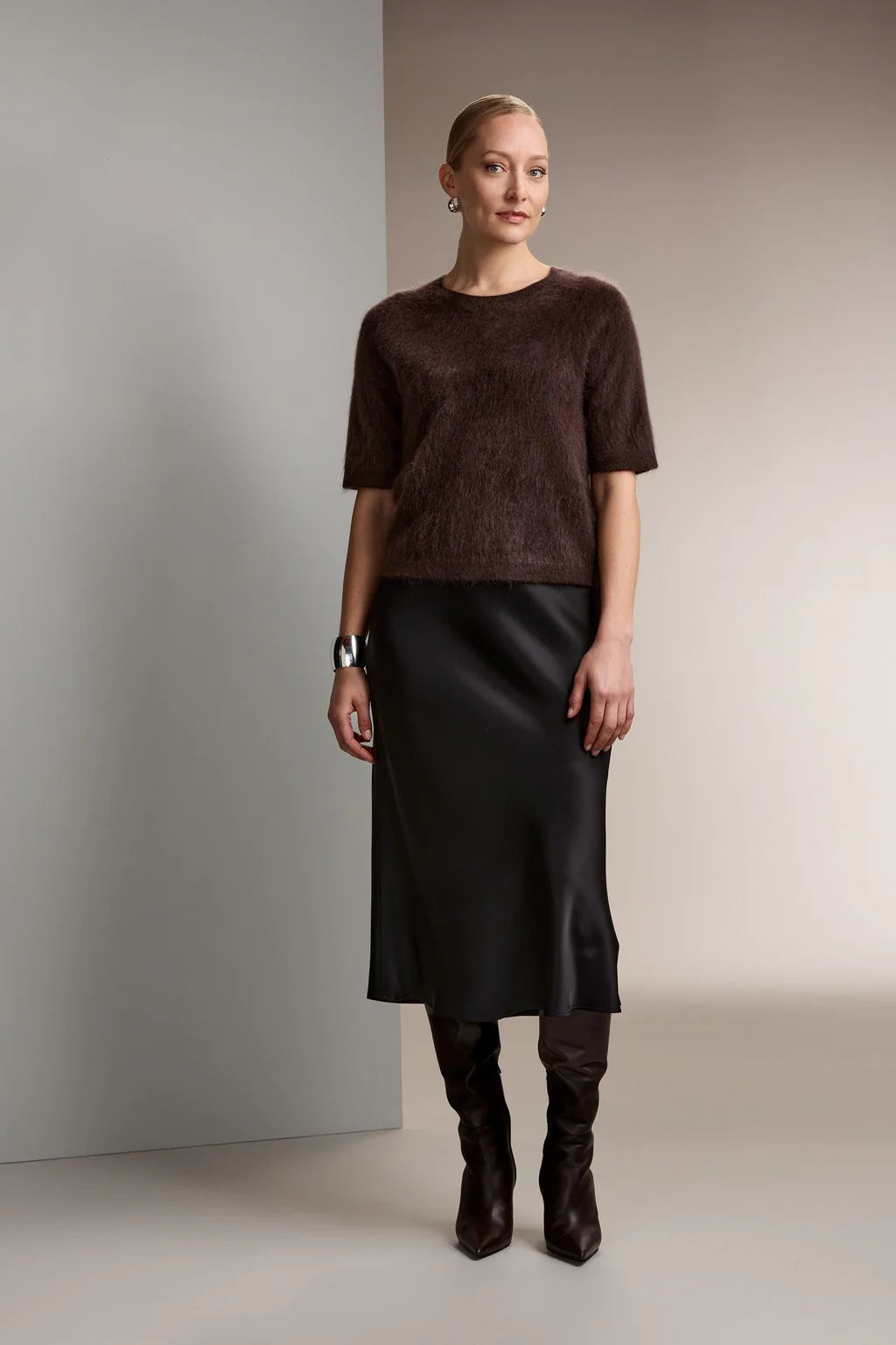 Dark chocolate brushed cashmere crew neck sweater, front view