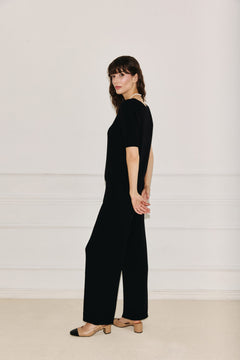 Enteliér black top, raglan sleeve detail