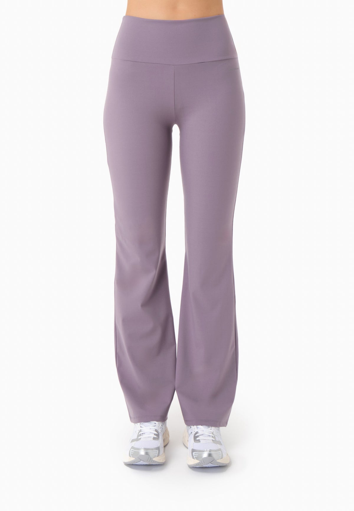 LAVINNdirtylilac-3_4484.jpg?v=1763472516
