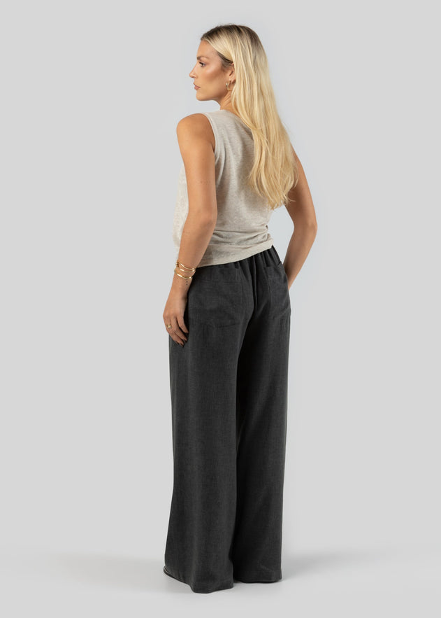 Sleeveless Linen Top Beige