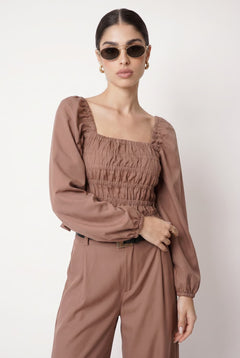 magnific__ultra-strict-waistup-fashion-pose-generationkeep-e__96111_42fd23cf-531a-4879-ae0e-5d1336b08bf2.jpg?v=1779799310